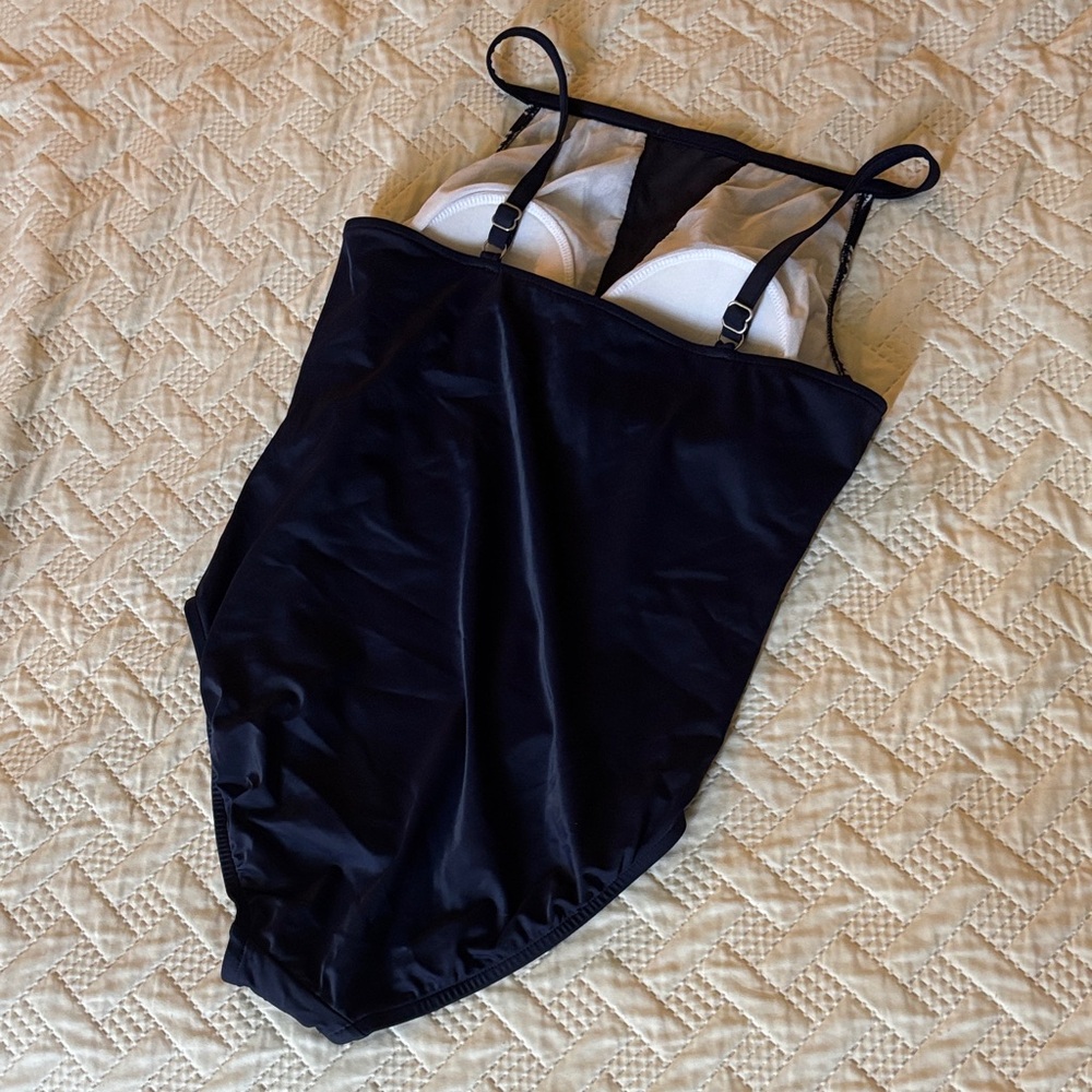 Swimwear with Paisley Design - Picture 2 of 3